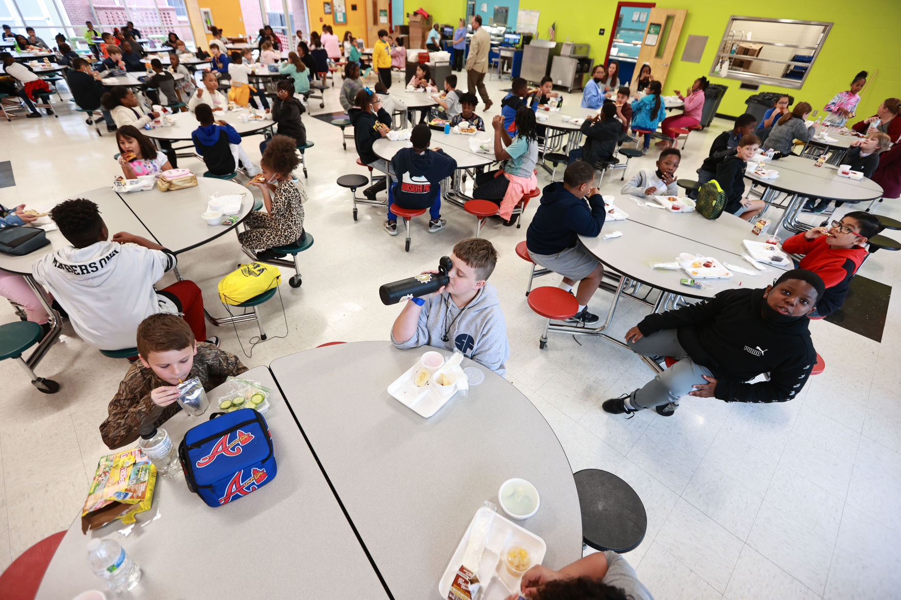 djr-2021-11-07-news-school-lunches-arp9